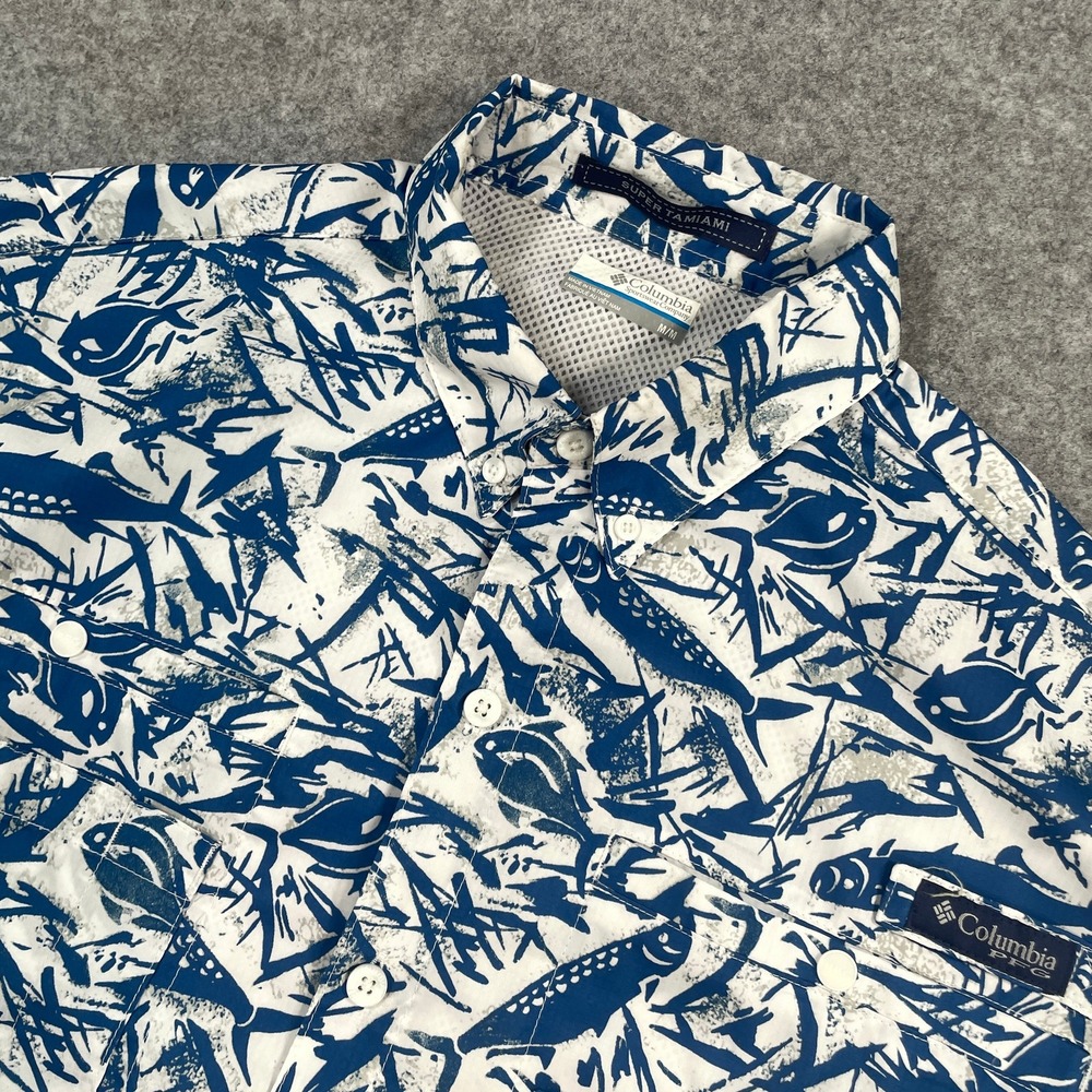 Columbia Mens Super Tamiami PFG Shirt M Blue Fish Print Short Sleeve Button Down